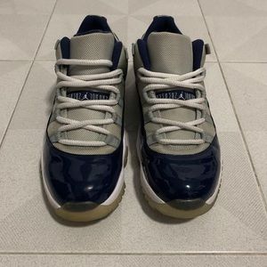 Jordan 11 Georgetown low